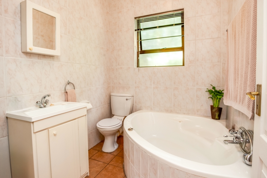 3 Bedroom Property for Sale in Douglasdale Gauteng