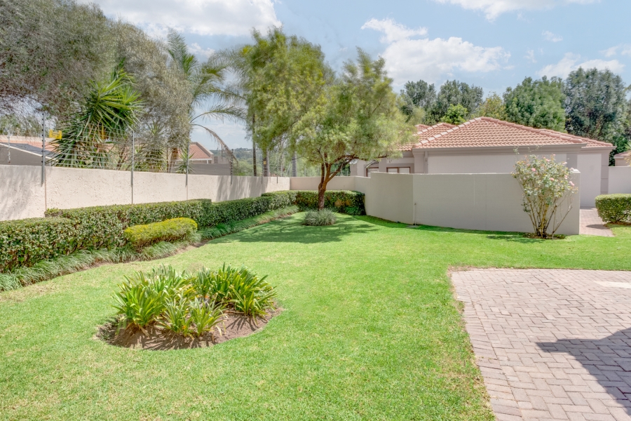 3 Bedroom Property for Sale in Douglasdale Gauteng