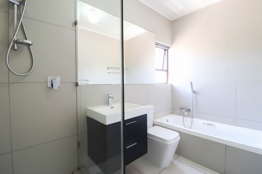 1 Bedroom Property for Sale in Sunninghill Gauteng