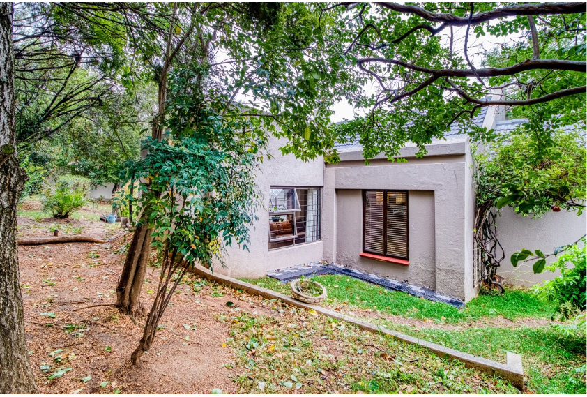 3 Bedroom Property for Sale in Douglasdale Gauteng