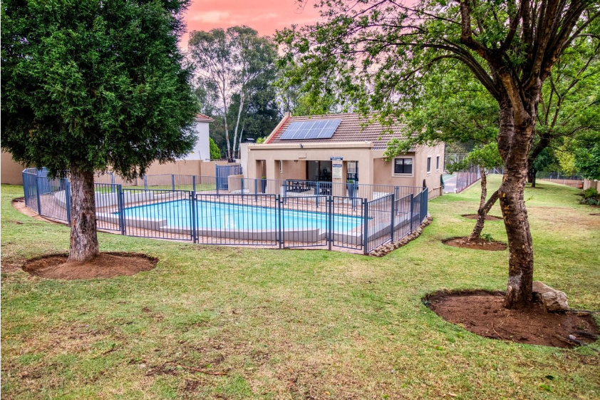 3 Bedroom Property for Sale in Douglasdale Gauteng