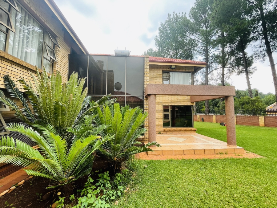 4 Bedroom Property for Sale in Raslouw Gauteng
