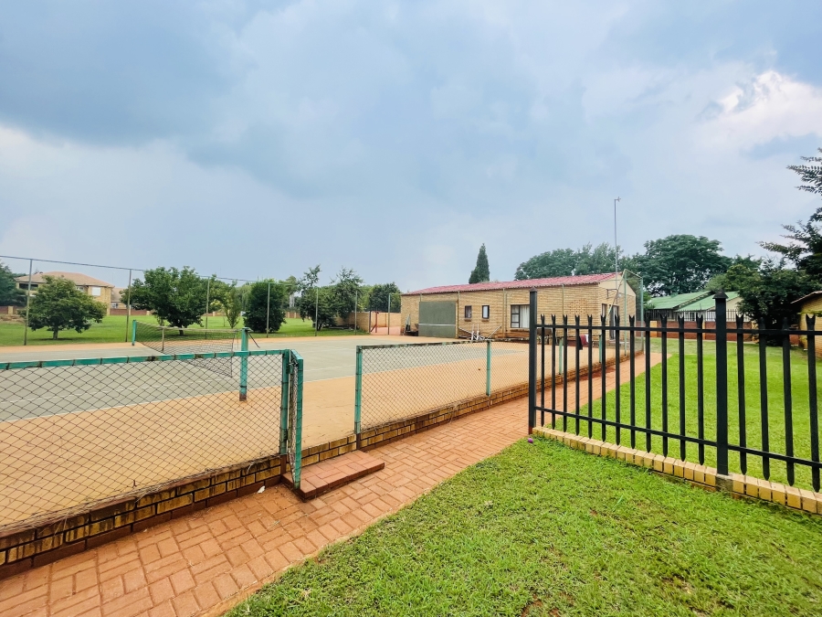 4 Bedroom Property for Sale in Raslouw Gauteng
