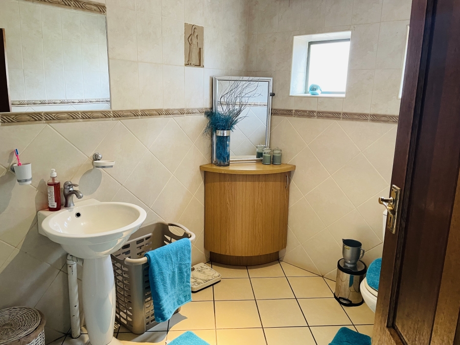 4 Bedroom Property for Sale in Raslouw Gauteng