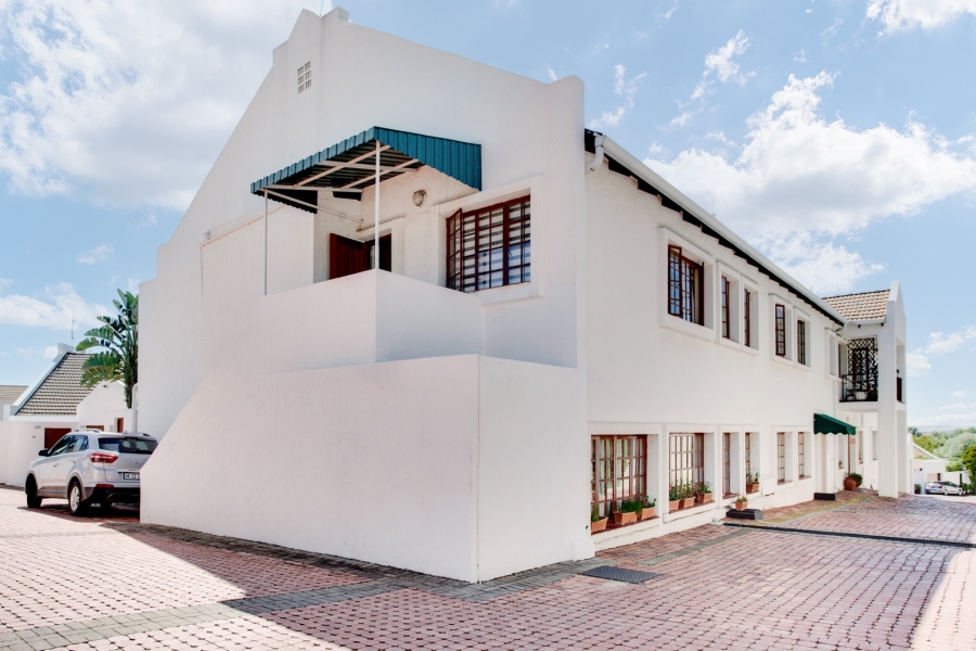 2 Bedroom Property for Sale in Bryanston Gauteng