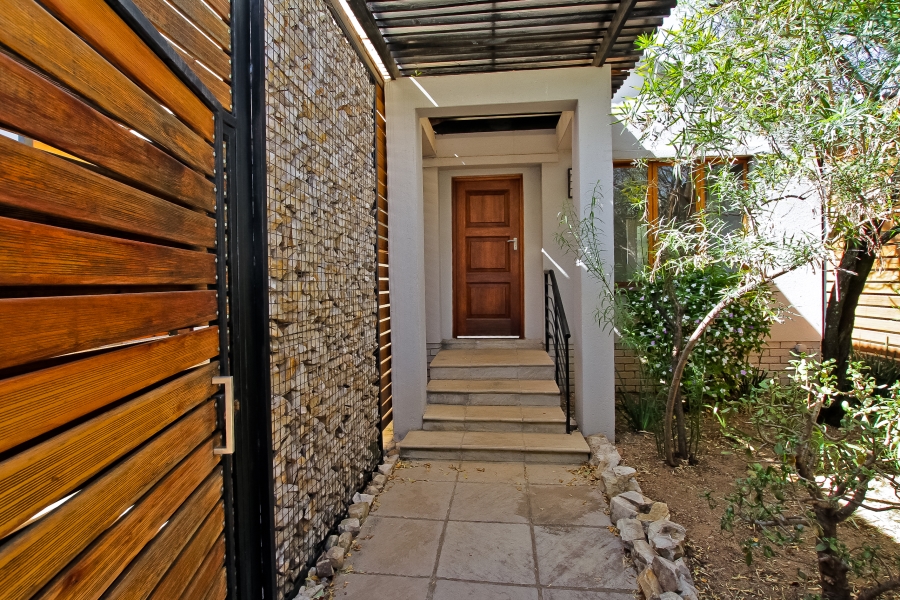3 Bedroom Property for Sale in Bryanston Gauteng