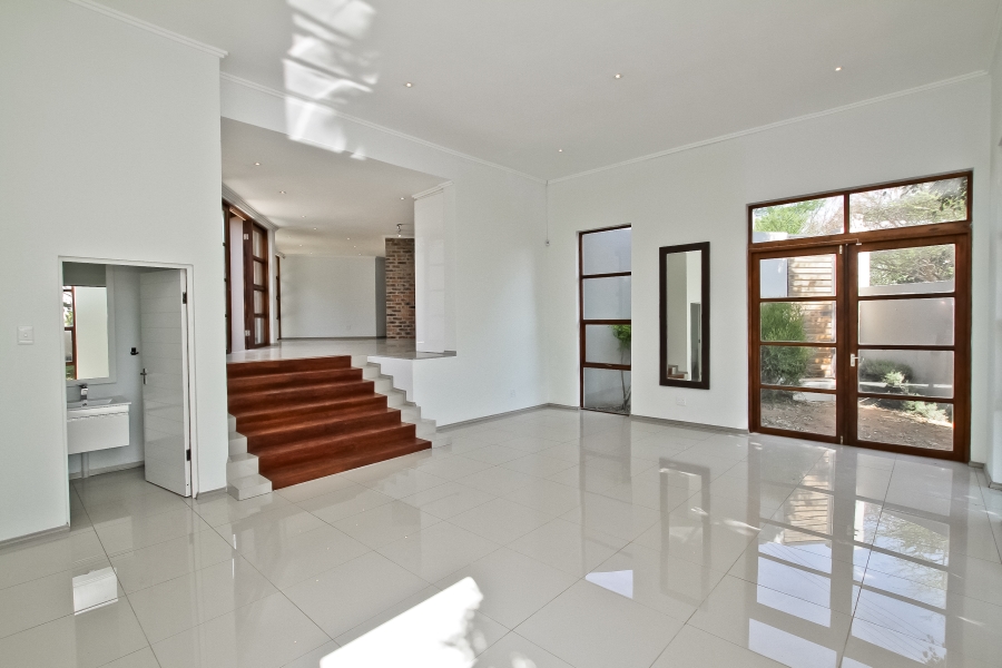 3 Bedroom Property for Sale in Bryanston Gauteng