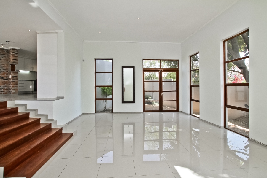 3 Bedroom Property for Sale in Bryanston Gauteng
