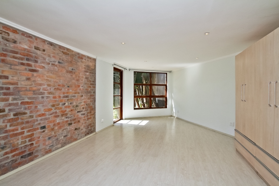 3 Bedroom Property for Sale in Bryanston Gauteng