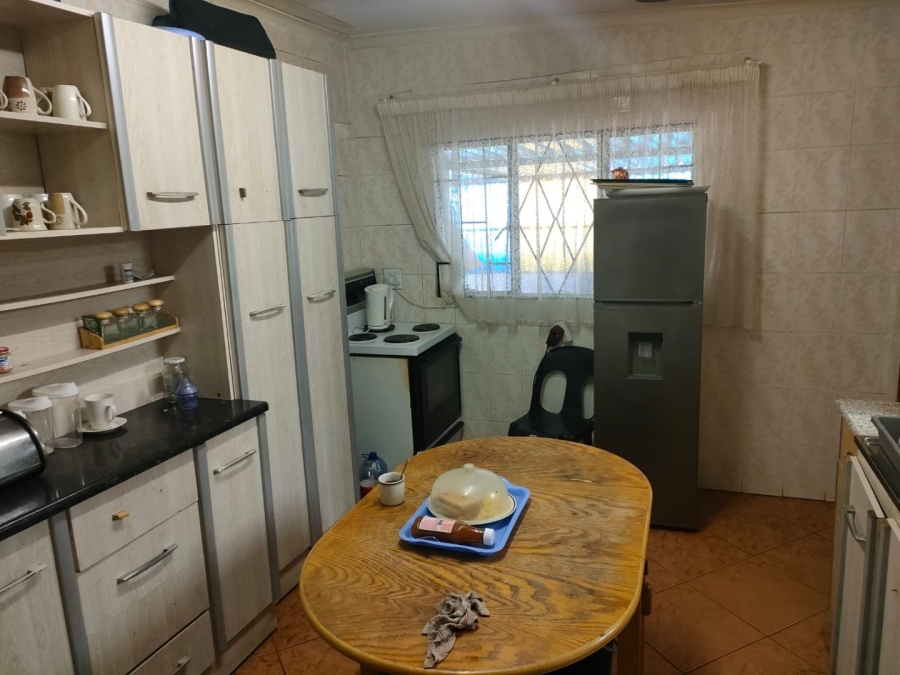 2 Bedroom Property for Sale in Toekomsrus Gauteng