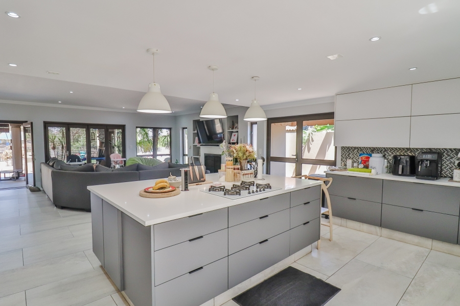 4 Bedroom Property for Sale in Blue Valley Golf Estate Gauteng