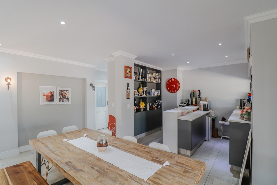 4 Bedroom Property for Sale in Blue Valley Golf Estate Gauteng