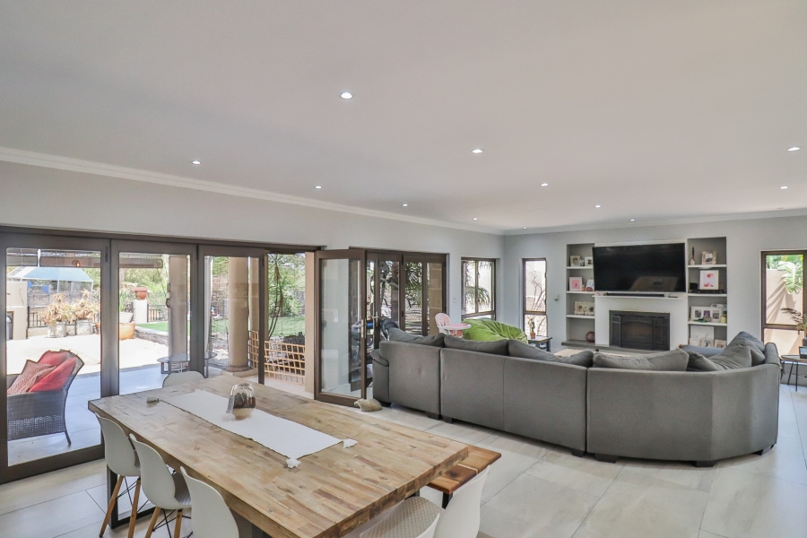 4 Bedroom Property for Sale in Blue Valley Golf Estate Gauteng