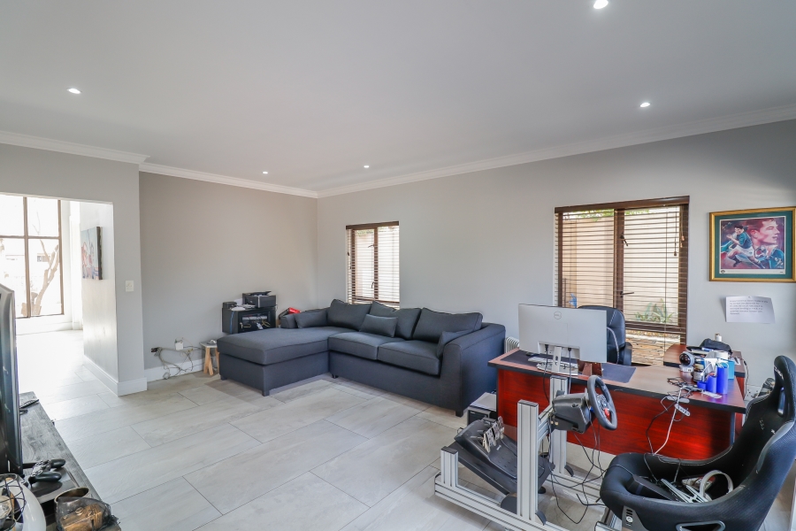 4 Bedroom Property for Sale in Blue Valley Golf Estate Gauteng