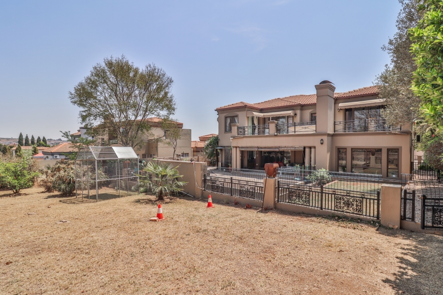 4 Bedroom Property for Sale in Blue Valley Golf Estate Gauteng