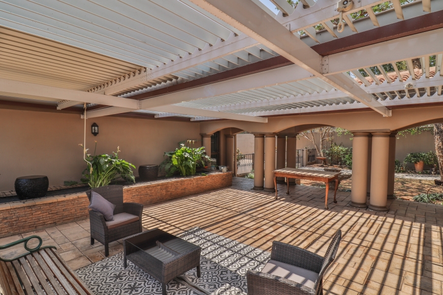 4 Bedroom Property for Sale in Blue Valley Golf Estate Gauteng