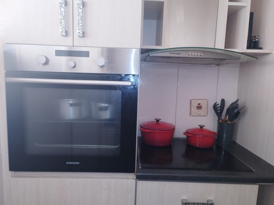 2 Bedroom Property for Sale in Pretoria West Gauteng