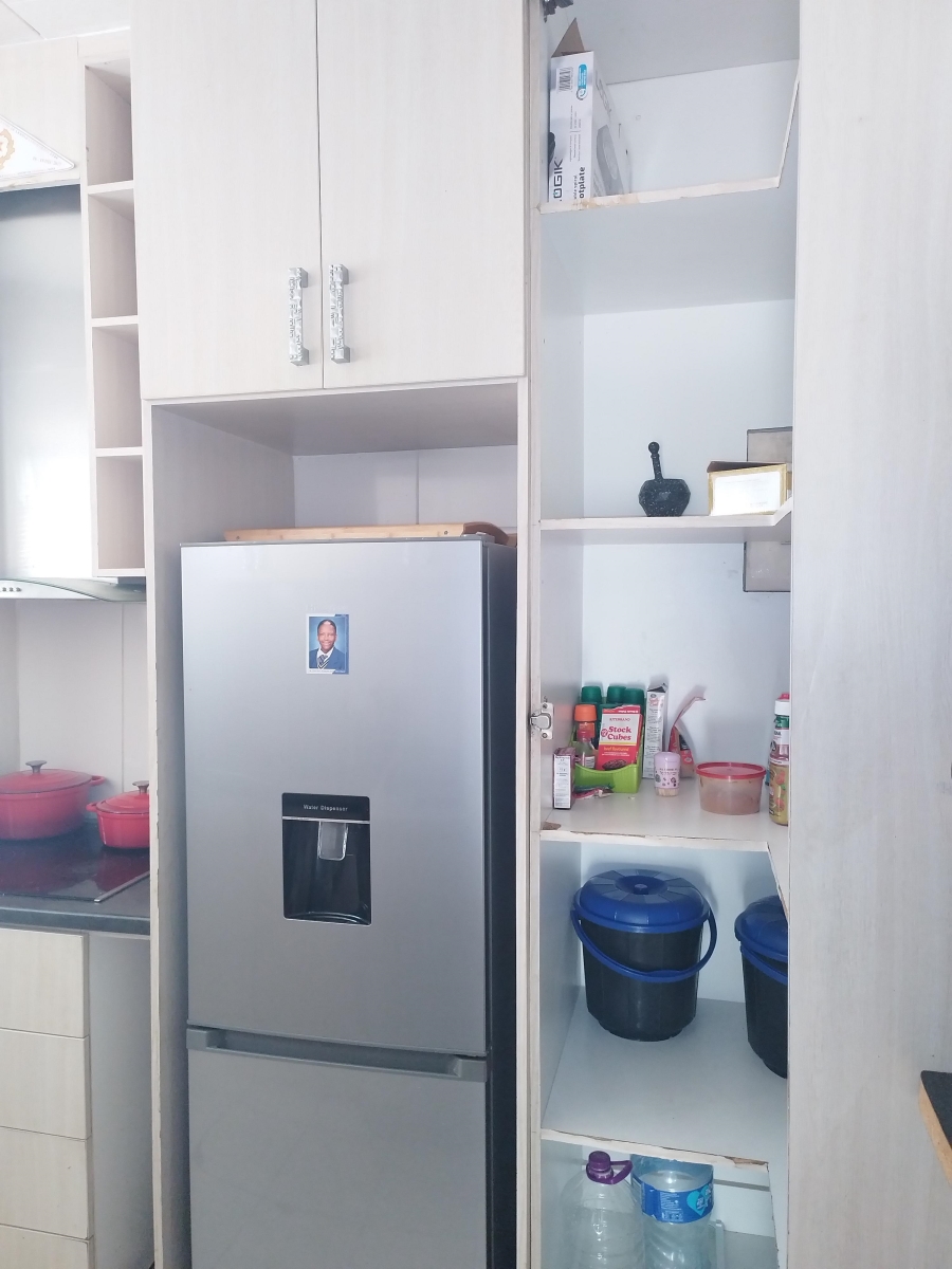2 Bedroom Property for Sale in Pretoria West Gauteng