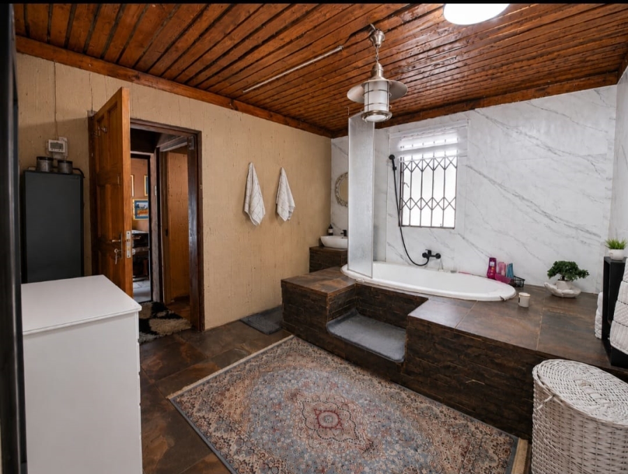 3 Bedroom Property for Sale in Rothdene Gauteng