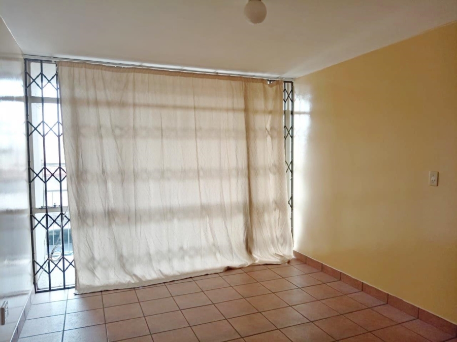 2 Bedroom Property for Sale in Vanderbijlpark CW 3 Gauteng