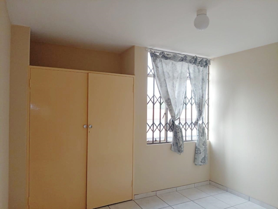 2 Bedroom Property for Sale in Vanderbijlpark CW 3 Gauteng