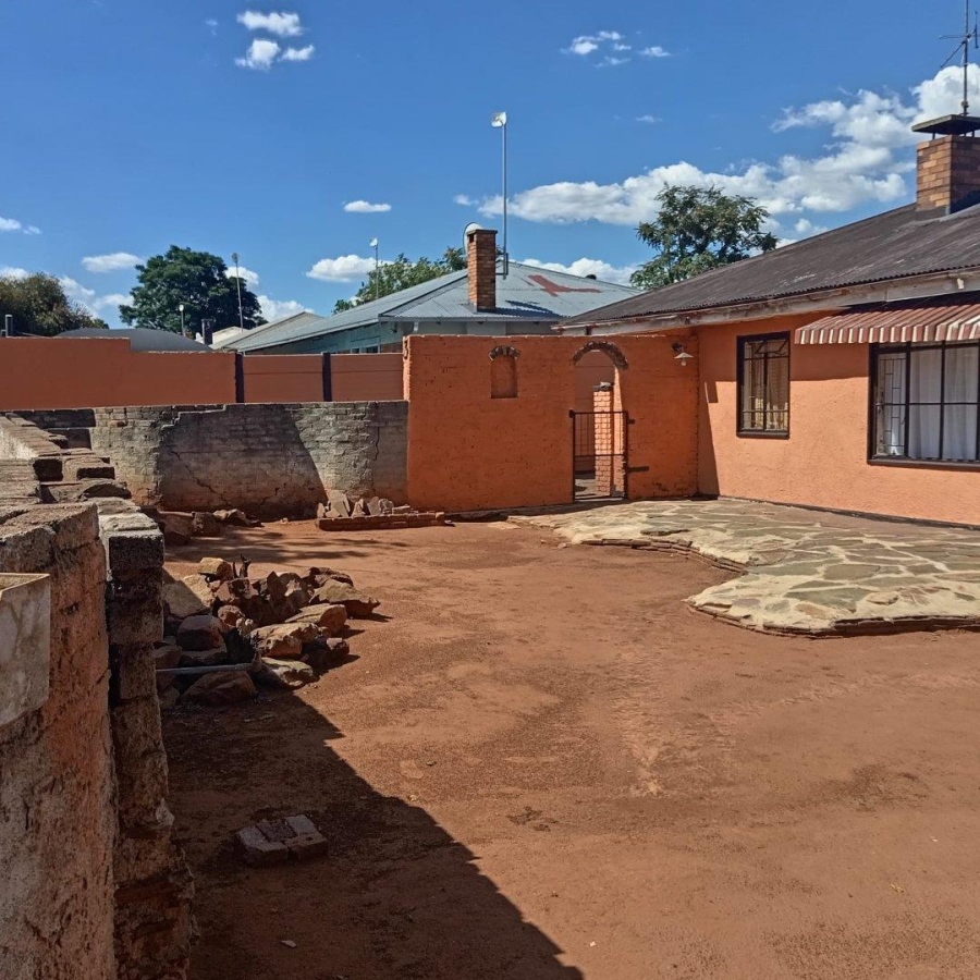 3 Bedroom Property for Sale in Vanderbijlpark Cw 6 Gauteng