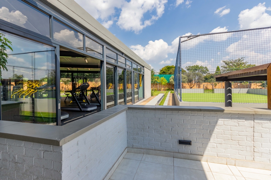 3 Bedroom Property for Sale in Crowthorne AH Gauteng