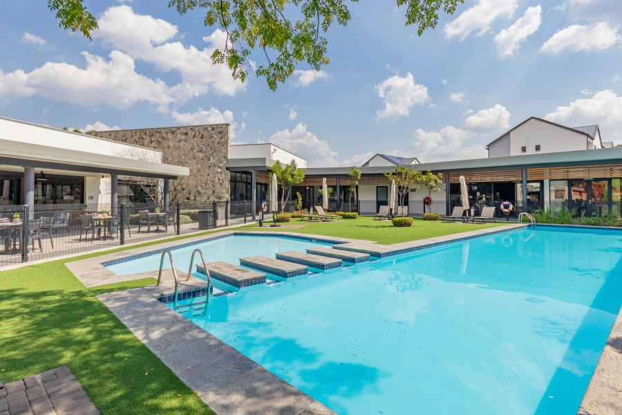 3 Bedroom Property for Sale in Crowthorne AH Gauteng