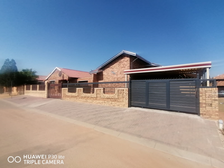 3 Bedroom Property for Sale in Mabopane Gauteng