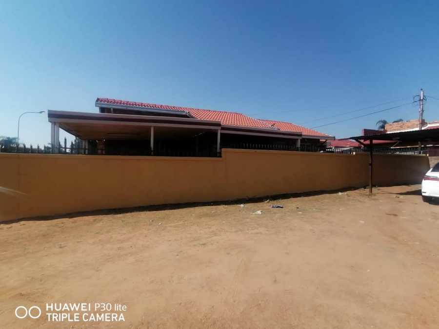 3 Bedroom Property for Sale in Mabopane Gauteng