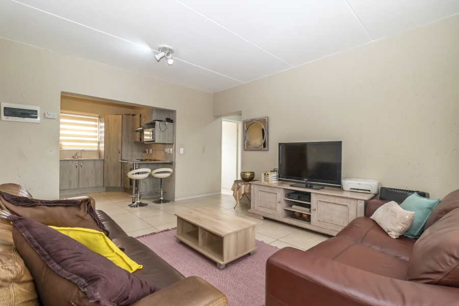 2 Bedroom Property for Sale in Douglasdale Gauteng