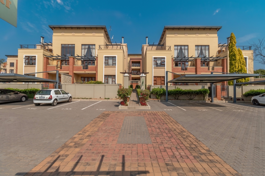 2 Bedroom Property for Sale in Douglasdale Gauteng