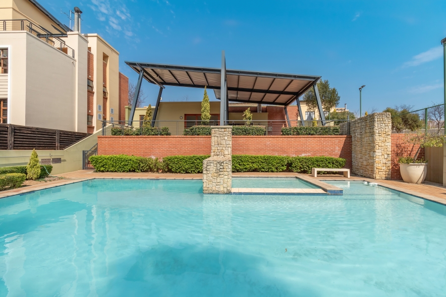 2 Bedroom Property for Sale in Douglasdale Gauteng
