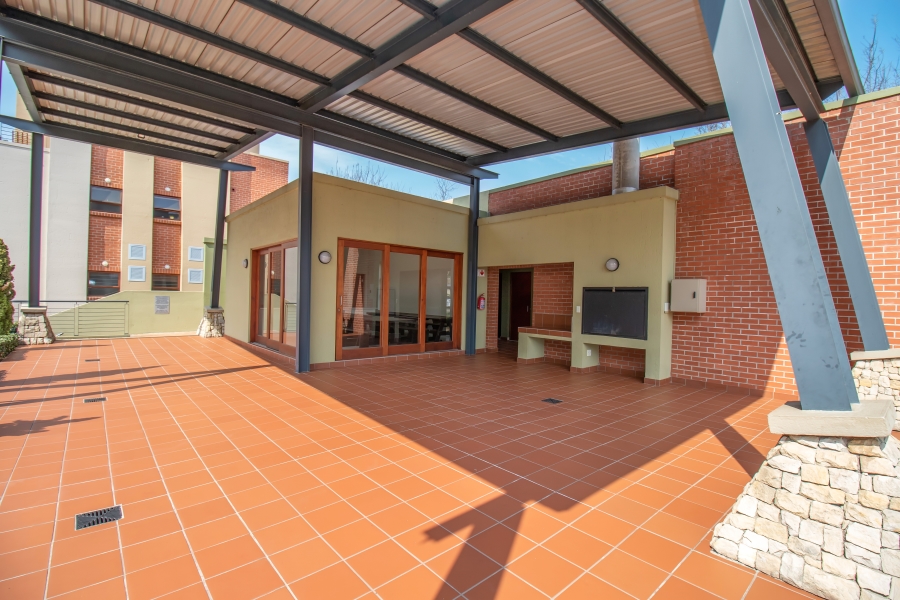2 Bedroom Property for Sale in Douglasdale Gauteng