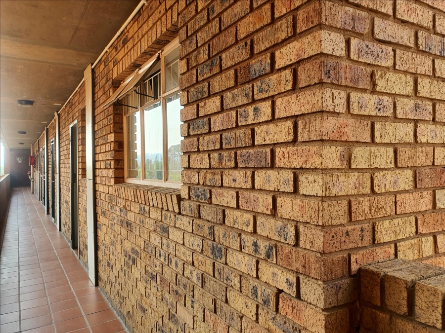 2 Bedroom Property for Sale in Zwartkop Gauteng