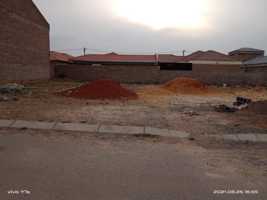 0 Bedroom Property for Sale in Golden Gardens Gauteng