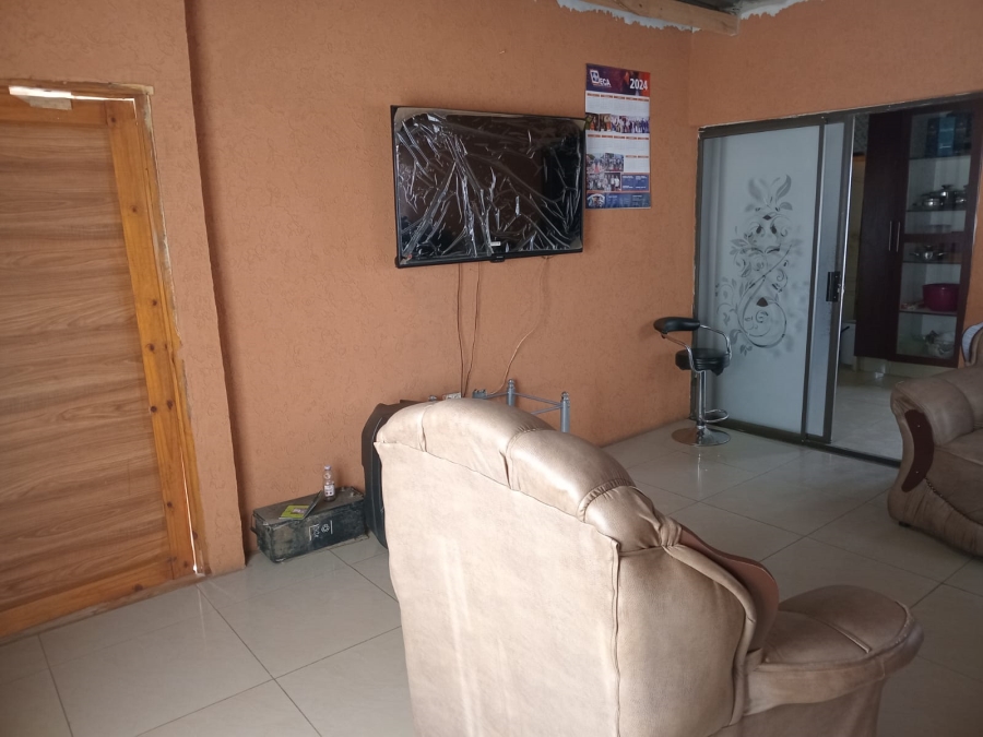 4 Bedroom Property for Sale in Lakeside Gauteng