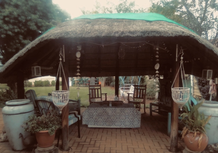 5 Bedroom Property for Sale in Dersley Gauteng