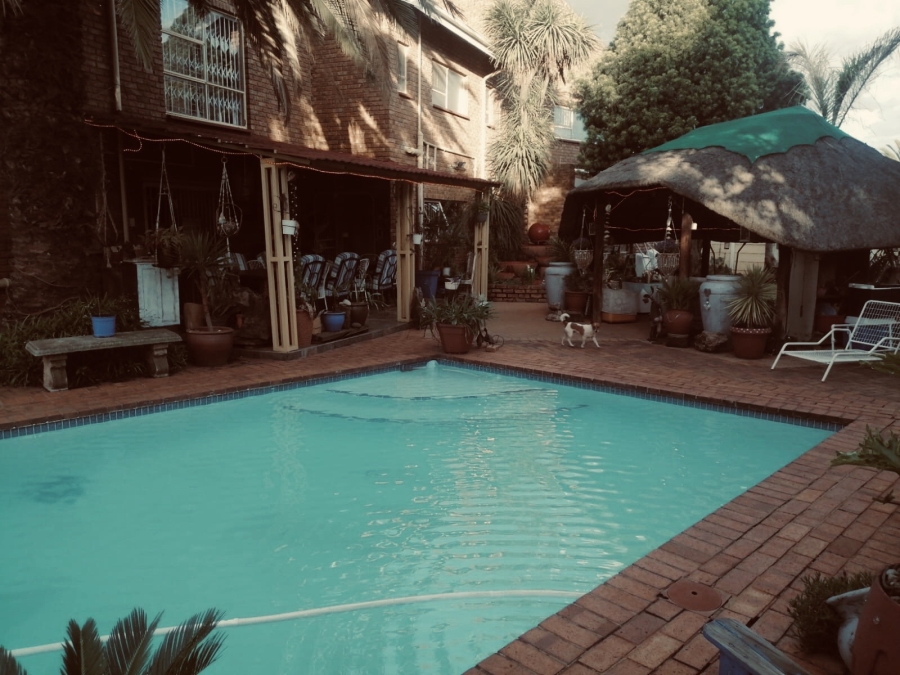 5 Bedroom Property for Sale in Dersley Gauteng