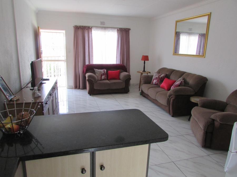 2 Bedroom Property for Sale in Eike Park Gauteng