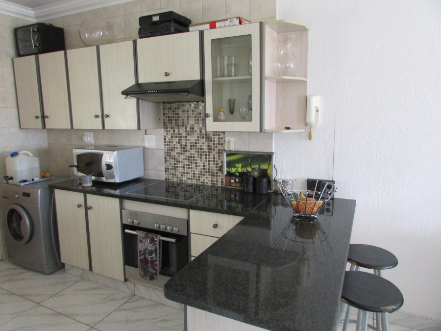 2 Bedroom Property for Sale in Eike Park Gauteng