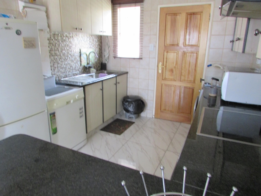 2 Bedroom Property for Sale in Eike Park Gauteng