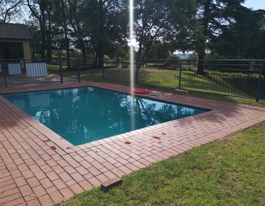 1 Bedroom Property for Sale in Jackal Creek Golf Estate Gauteng