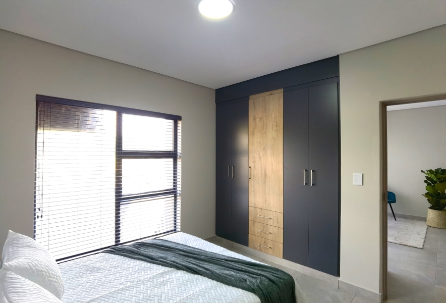 4 Bedroom Property for Sale in Die Hoewes Gauteng