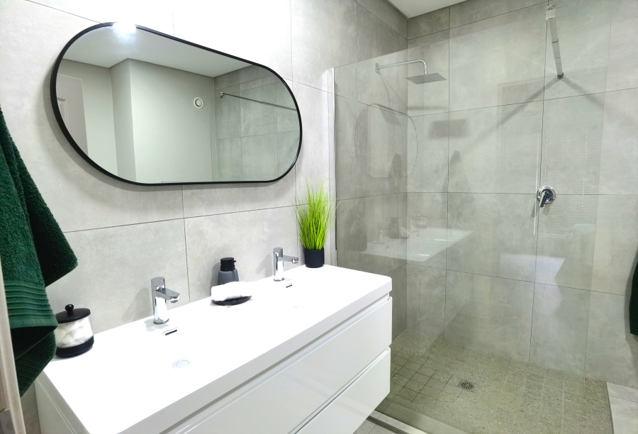 4 Bedroom Property for Sale in Die Hoewes Gauteng