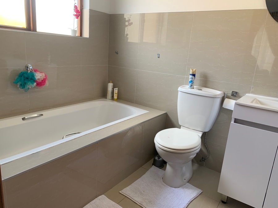 2 Bedroom Property for Sale in Pretorius Park Gauteng