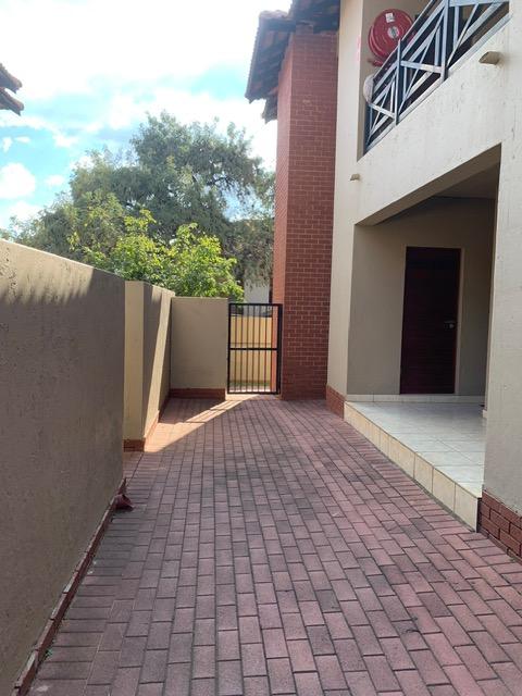 2 Bedroom Property for Sale in Pretorius Park Gauteng