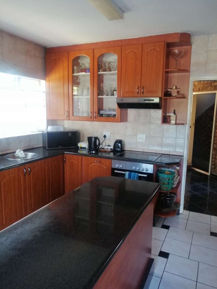 3 Bedroom Property for Sale in Laudium Gauteng