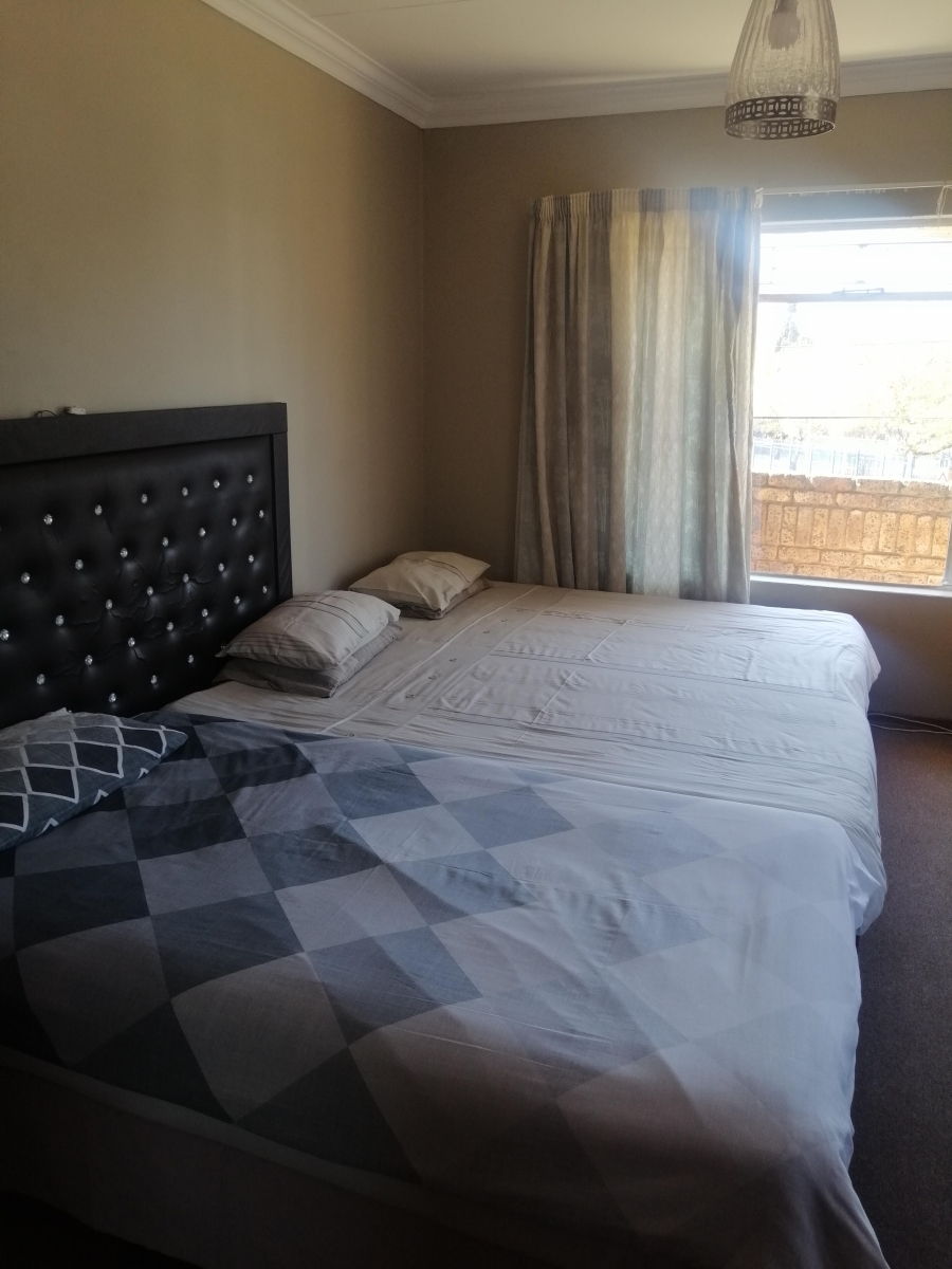 3 Bedroom Property for Sale in Laudium Gauteng