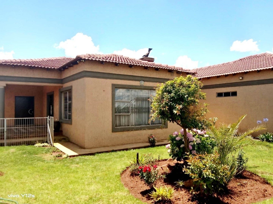 3 Bedroom Property for Sale in Sebokeng Zone 10 Gauteng